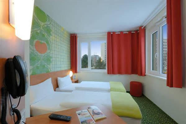 B&B Hotel Frankfurt-West Eschborn Exteriér fotografie